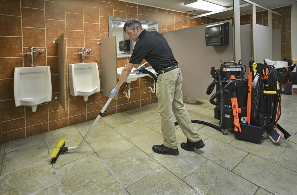 Restroom Cleaning 2016b 1024x675
